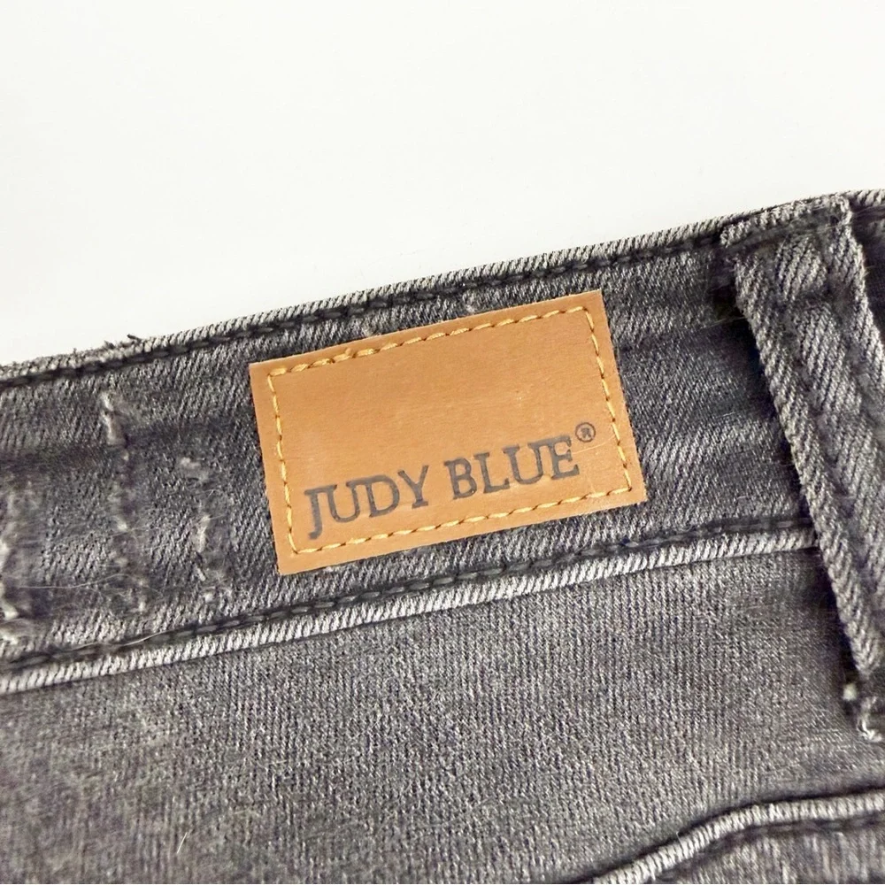 Judy Blue Buffalo Plaid Peek-A-Boo High Rise Skinny Jeans Charcoal Grey Black